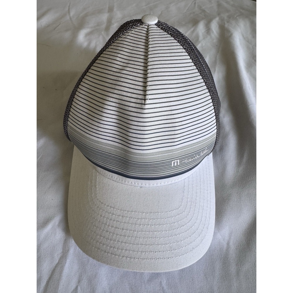 NWOT TravisMathew Men's White/Gray Striped Mesh Back Baseball Cap S/M